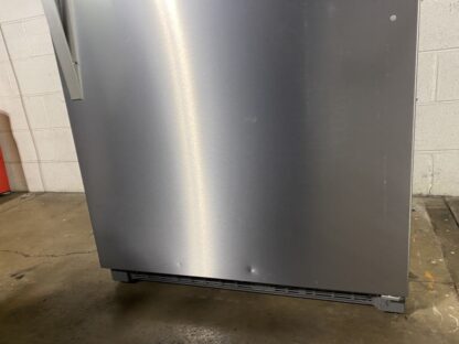 Whirlpool Top Freezer Refrigerator WRT311FZDZ