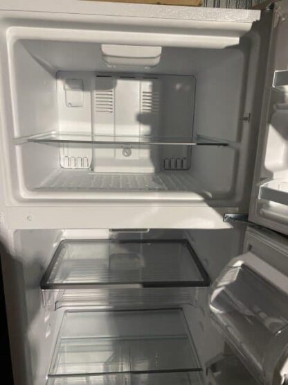 Maytag Top Freezer Refrigerator in White