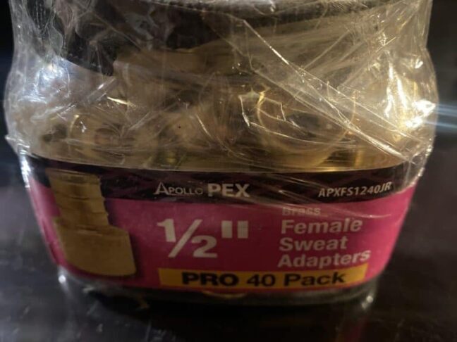 Apollo Brass PEX-B Barb Female Copper 1/2" Sweat Adapter Pro Pack-40-Pack Open Box Item - Image 4