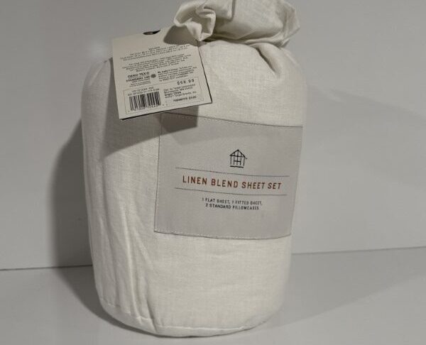 Linen Blend Bed Sheet set Size Full Heart and Hand with Magnolia - Image 2