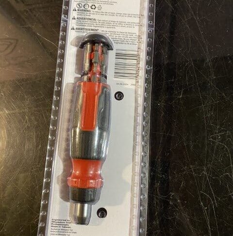 Milwaukee 27 in 1 Screw Driver - Image 2