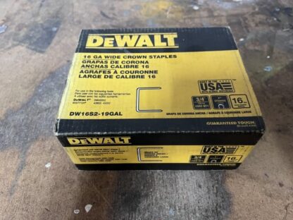 Dewalt 3/4 inch 16-Gauge Galvanized Staple 2000 per Box