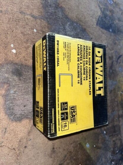 Dewalt 3/4 inch 16-Gauge Galvanized Staple 2000 per Box - Image 3