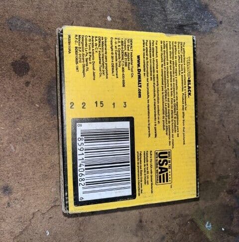Dewalt 3/4 inch 16-Gauge Galvanized Staple 2000 per Box - Image 2