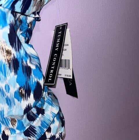 La Blanca Blue Mosaic Print One-Piece Swimsuit – Size 6 - Image 2
