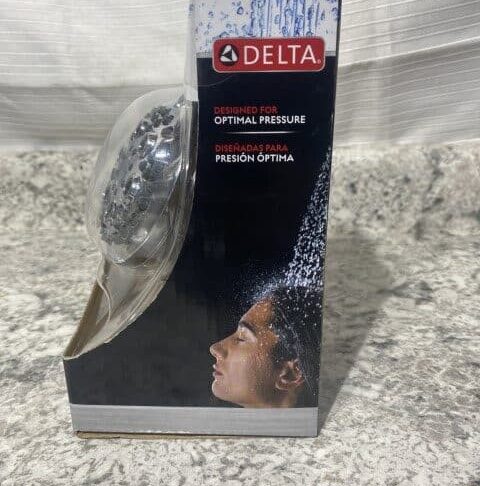 Delta 5-Spray Patterns Wall Mount Fixed Shower Head in Chrome - Image 3