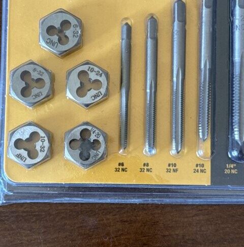 DEWALT SAE Steel Tap and Die Set (17-Pieces) - Image 5