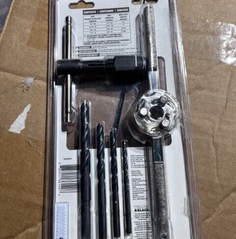 DEWALT SAE Steel Tap and Die Set (14-Pieces) - Image 3