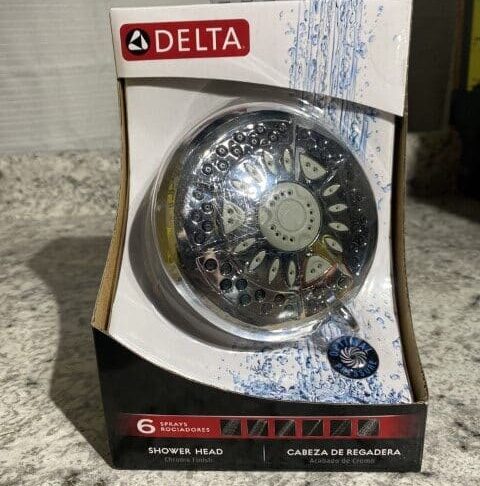 Delta 6 Spray Patterns Shower Head in Chrome - Image 2