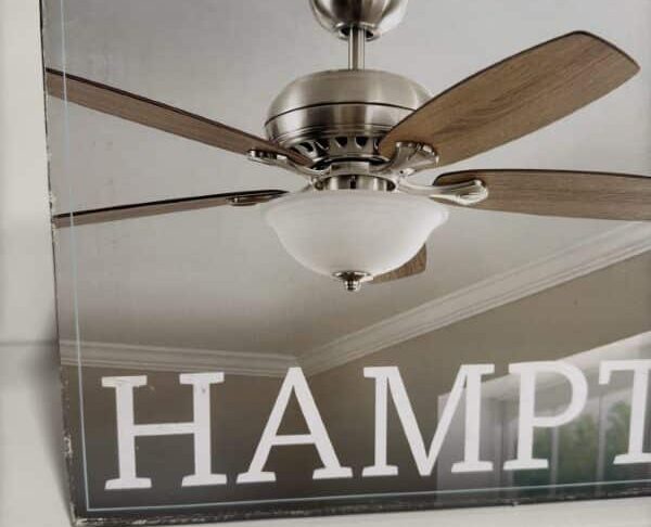 Hampton Bay Southwind II 52 Inch LED Indoor Ceiling Fan - Image 3