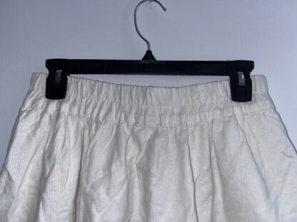 Women's A New Day White Skirt With Pockets Size Small 