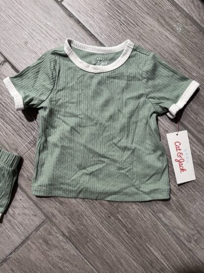 Cat & Jack Two Piece Green Set Size 12M