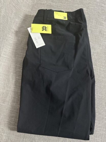 Mens Black Golf Pants Size 38x30 - Image 4