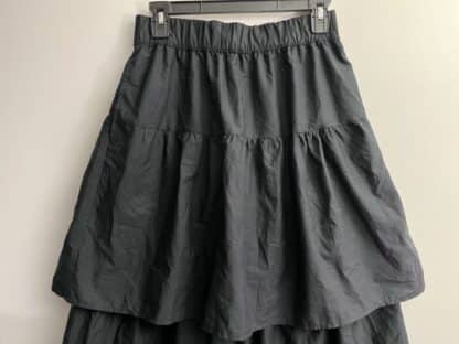 Women's Who What Wear black skirt Size XS