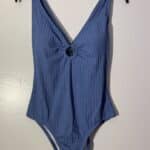 Women Medium Coverage One Piece Wide Ribbed Ring Swimsuit Size M