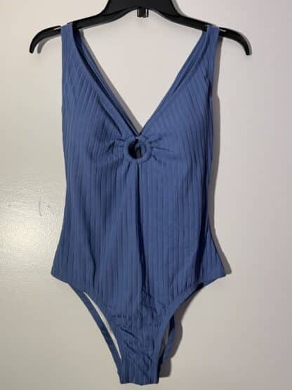 Women Medium Coverage One Piece Wide Ribbed Ring Swimsuit Size M