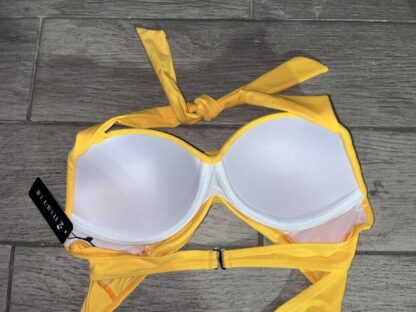 IMG 6771 Women's Yellow Bikini Top Size Medium