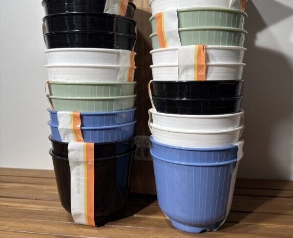 Plastic Planters 12 Pack Multiple Colors - Image 6
