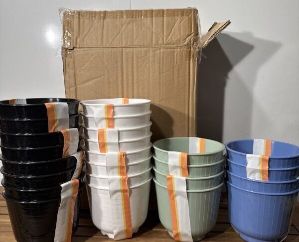 Plastic Planters 12 Pack Multiple Colors - Image 3