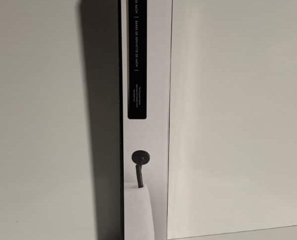 Delta Lydall 18 Inch Towel Bar Matte Black - Image 5