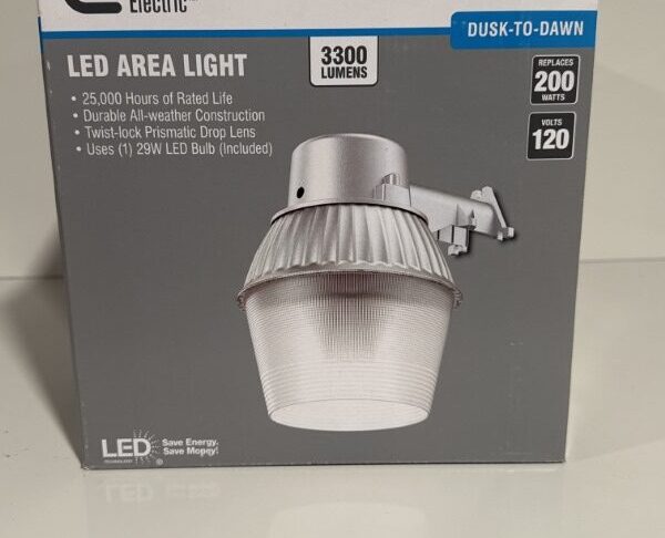 3300 Lumen LED Area Light Commercial Electric - Image 4