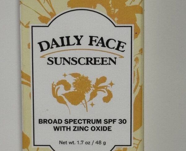 Lilyana Natural Daily Face Sunscreen 1.7 oz - Image 5