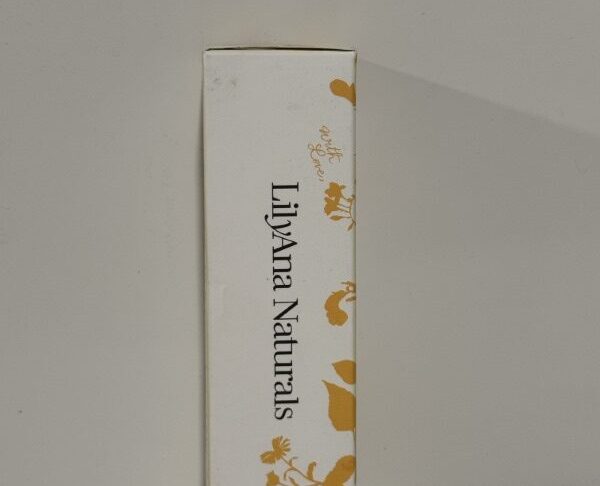 Lilyana Natural Daily Face Sunscreen 1.7 oz - Image 4