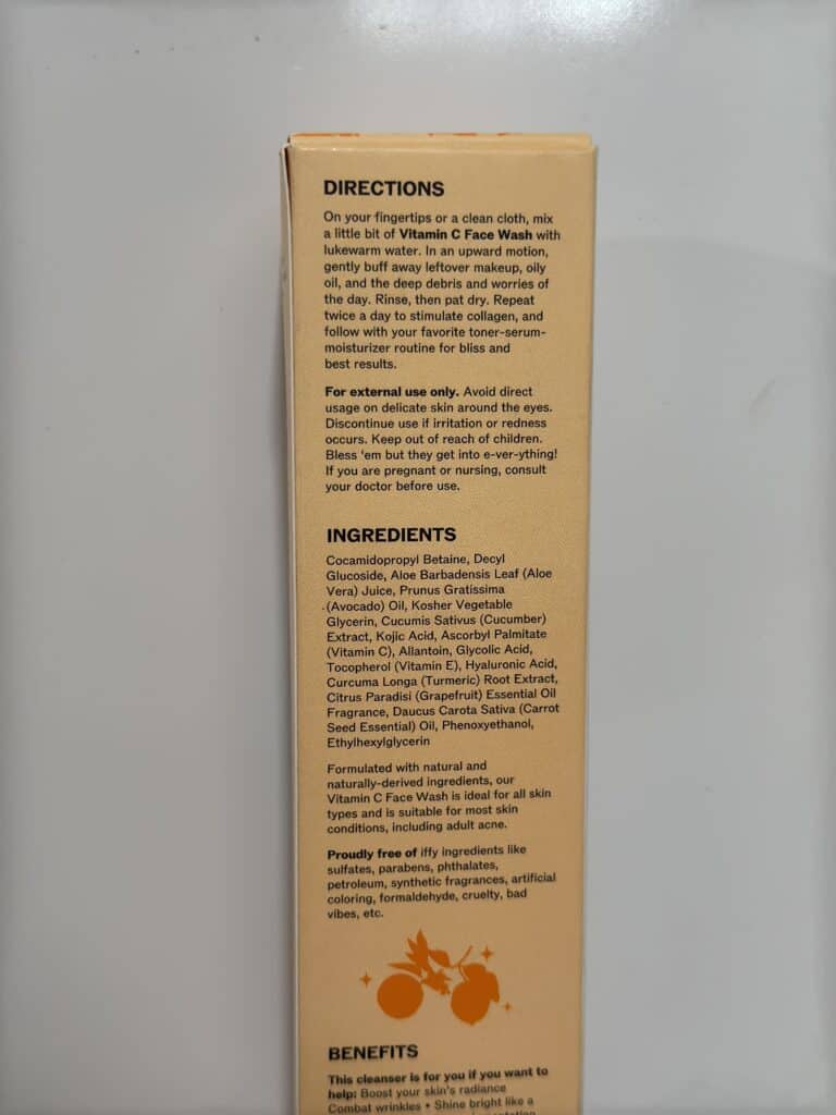 Lilyana Natural Vitamin C Face Wash 6.59 oz - Image 5