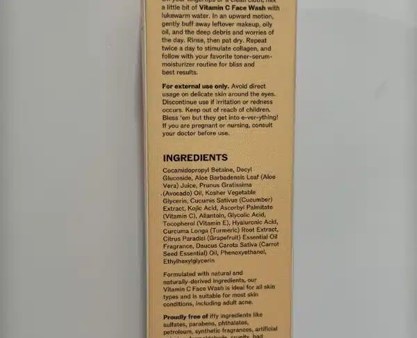 Lilyana Natural Vitamin C Face Wash 6.59 oz - Image 2