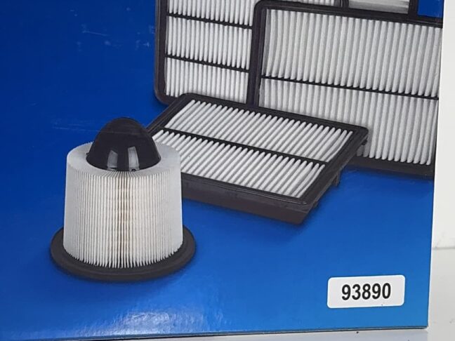 Carquest Premium Engine Air Filter 93890 for Mercedes-Benz GLA250, B250, CLA250; INFINITI QX30 (2019–2020) - Image 4